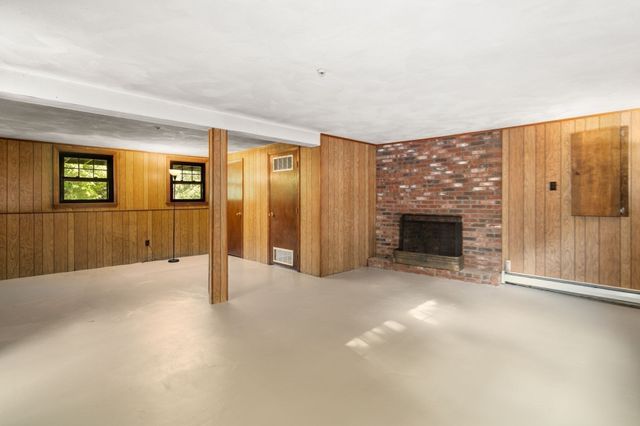 6 Aricia Ln, Winchester, MA 01890