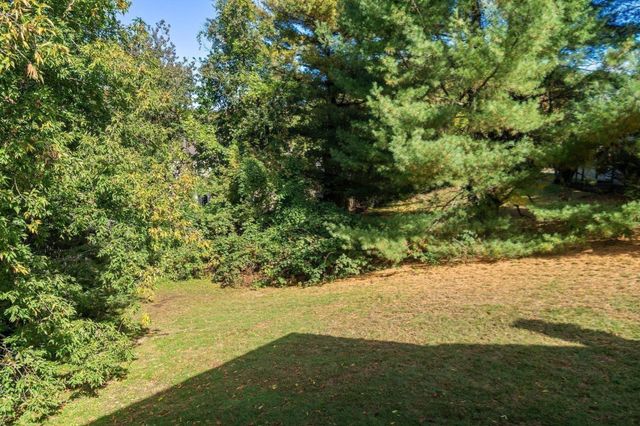 6 Aricia Ln, Winchester, MA 01890