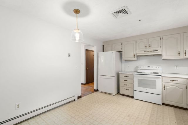 6 Aricia Ln, Winchester, MA 01890