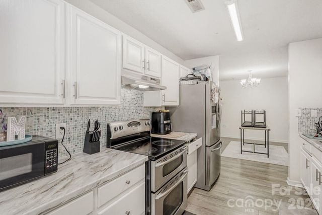 1412 Bells Knox Road, Charlotte, NC 28214