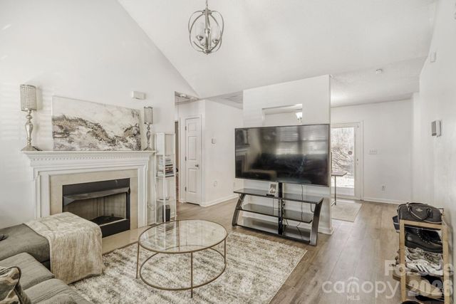 1412 Bells Knox Road, Charlotte, NC 28214