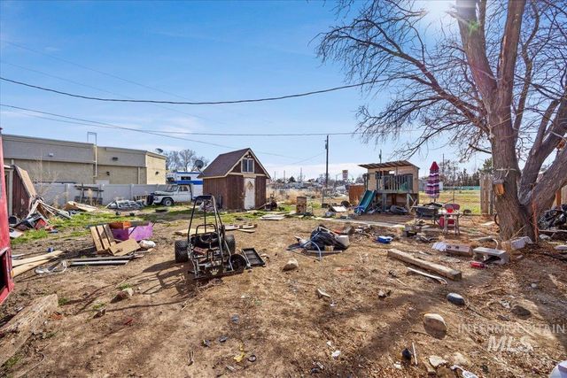 586 Bolton St, Twin Falls, ID 83301