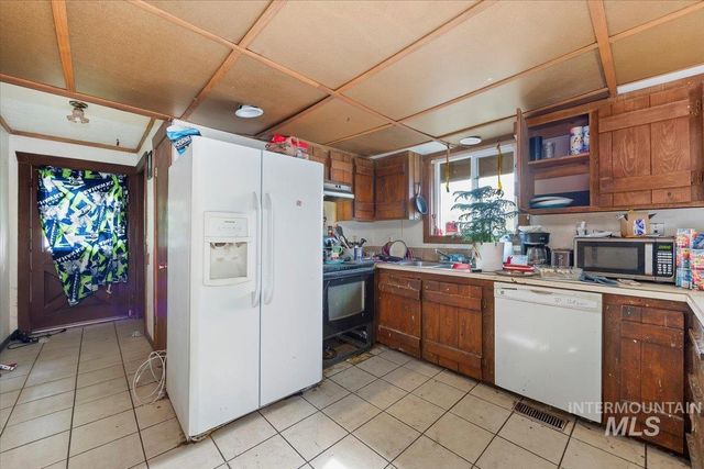 586 Bolton St, Twin Falls, ID 83301