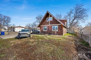 586 Bolton St, Twin Falls, ID 83301