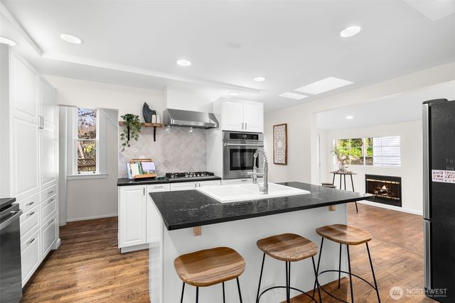 4213 Burnham Drive, Gig Harbor, WA 98332