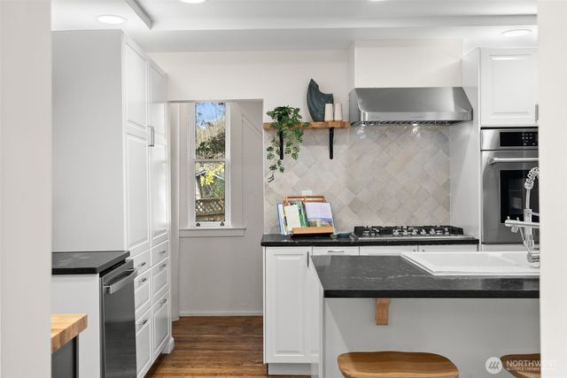 4213 Burnham Drive, Gig Harbor, WA 98332