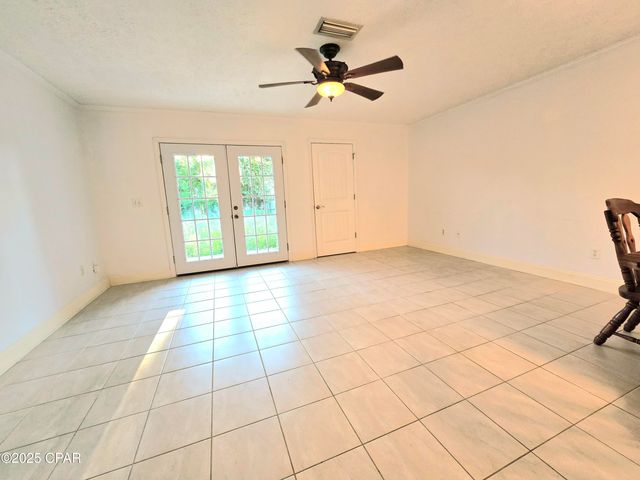 1913 Laurel Avenue A, Panama City, FL 32405