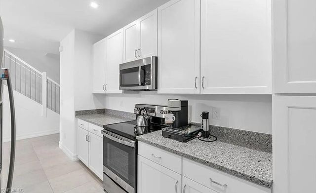 7624 Morgan WAY, Naples, FL 34119