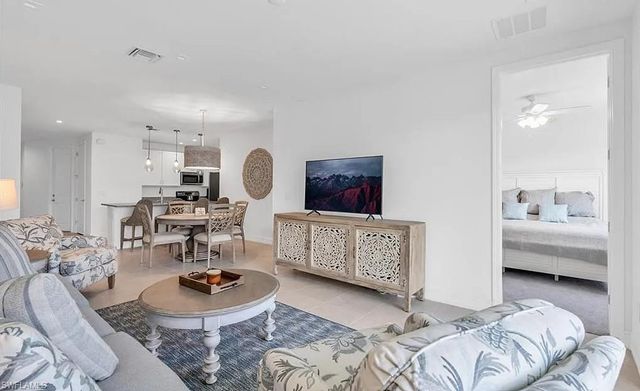 7624 Morgan WAY, Naples, FL 34119
