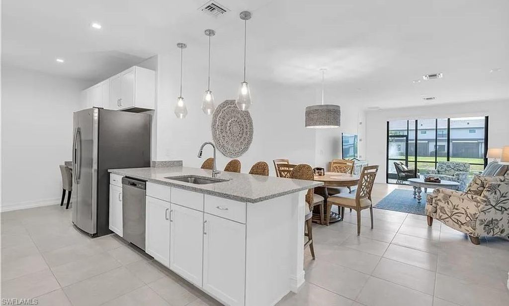 7624 Morgan WAY, Naples, FL 34119