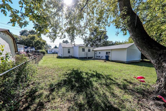 805 Victory Drive, Collinsville, IL 62234