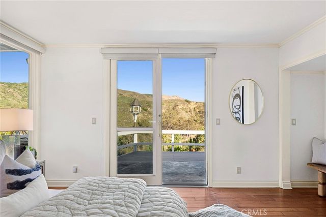 10392 Mira Vista, North Tustin, CA 92705