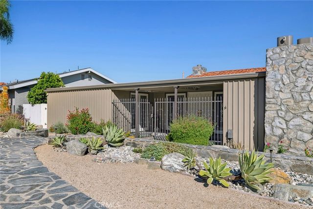10392 Mira Vista, North Tustin, CA 92705