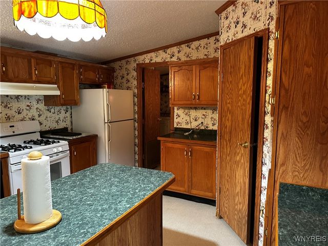 6659 Cross Road, Great Valley, NY 14741