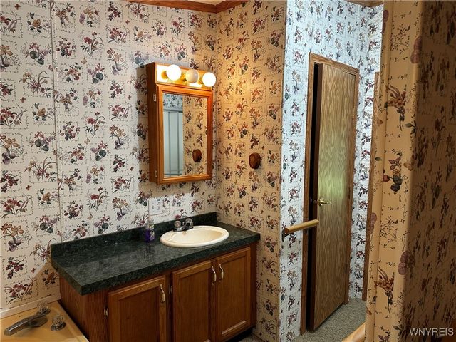 6659 Cross Road, Great Valley, NY 14741