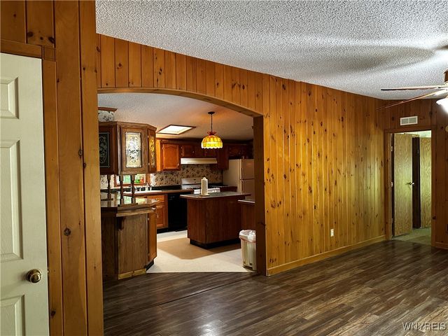 6659 Cross Road, Great Valley, NY 14741