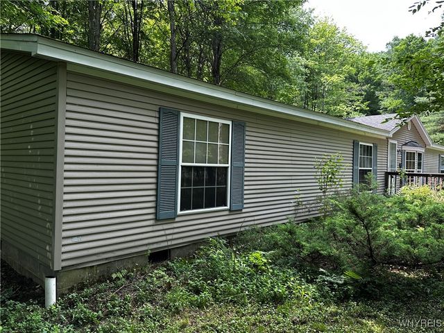 6659 Cross Road, Great Valley, NY 14741
