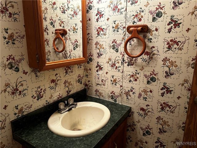 6659 Cross Road, Great Valley, NY 14741