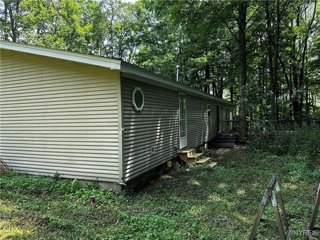 6659 Cross Road, Great Valley, NY 14741