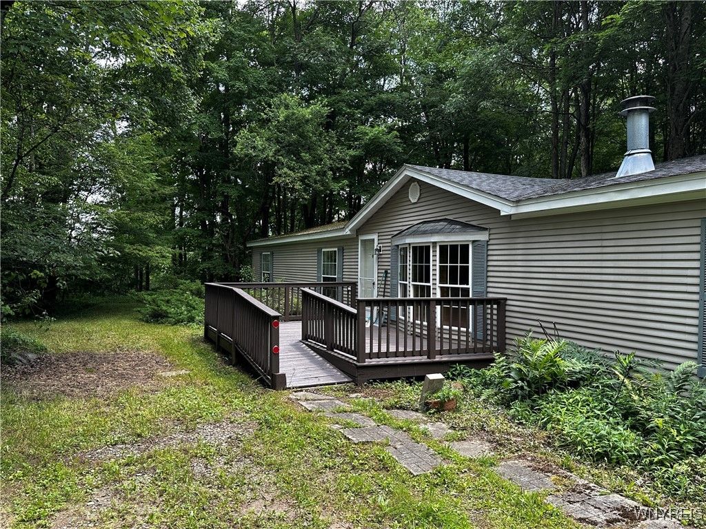 6659 Cross Road, Great Valley, NY 14741