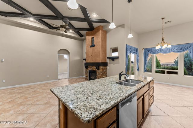 4070 Monte Sombra Avenue, Las Cruces, NM 88012