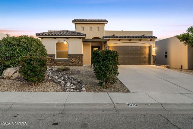 4070 Monte Sombra Avenue, Las Cruces, NM 88012