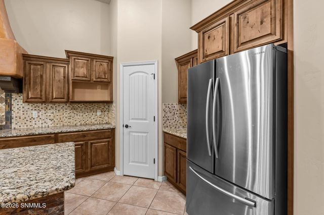 4070 Monte Sombra Avenue, Las Cruces, NM 88012
