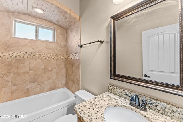 4070 Monte Sombra Avenue, Las Cruces, NM 88012