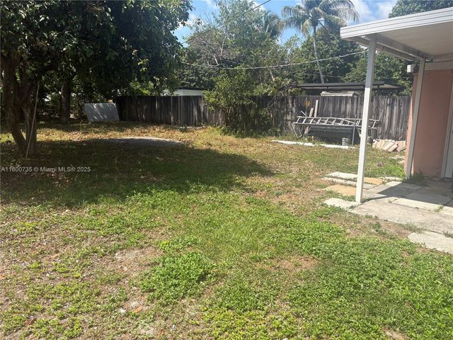 2530 Washington St, Hollywood, FL 33020