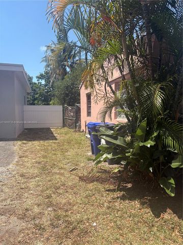 2530 Washington St, Hollywood, FL 33020