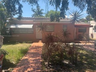 2530 Washington St, Hollywood, FL 33020