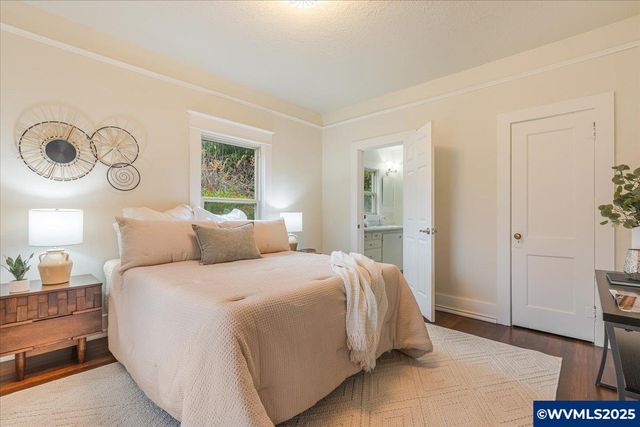 965 N 4th Av, Stayton, OR 97383