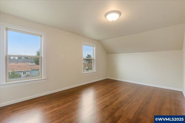 965 N 4th Av, Stayton, OR 97383