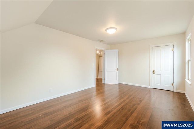 965 N 4th Av, Stayton, OR 97383