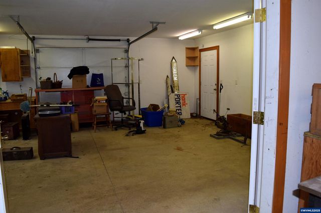 965 N 4th Av, Stayton, OR 97383