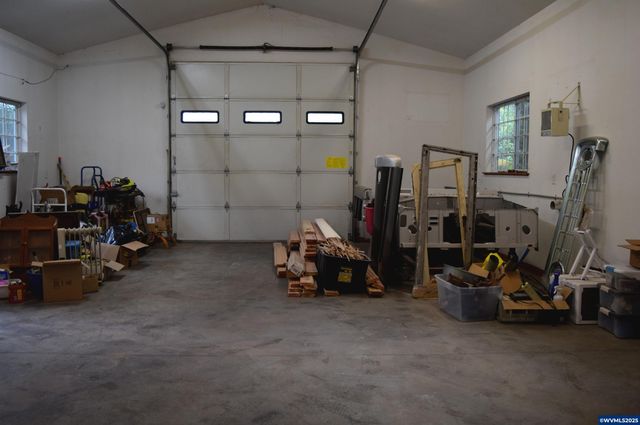 965 N 4th Av, Stayton, OR 97383