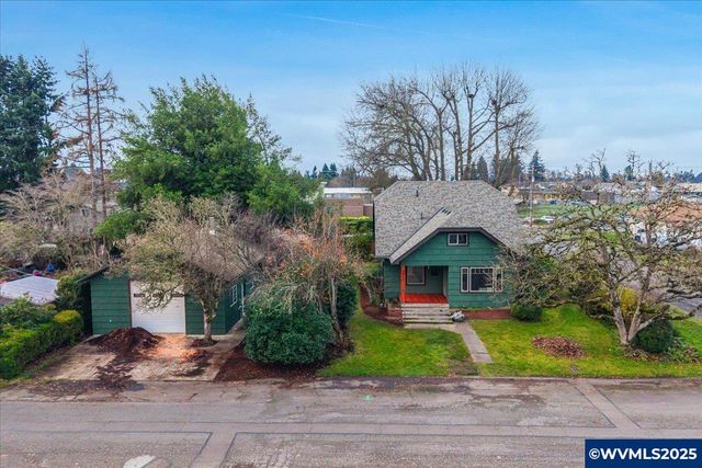 965 N 4th Av, Stayton, OR 97383