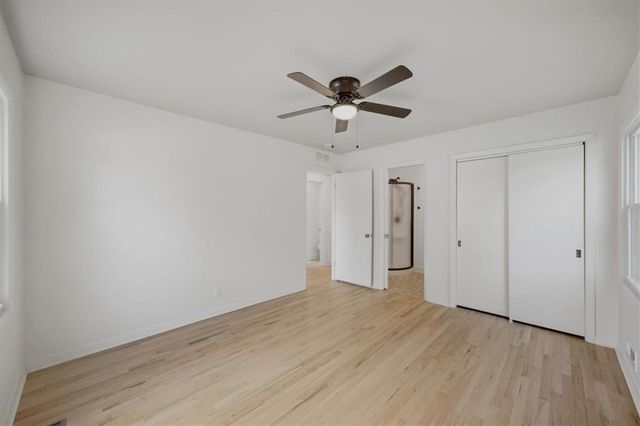 5806 W 75th Street, Prairie Village, KS 66208