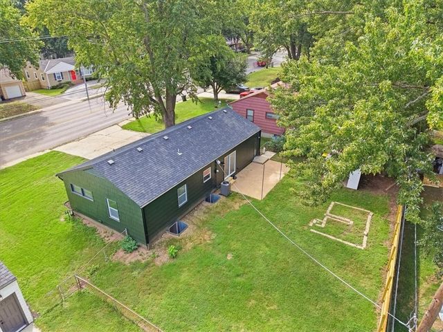 5806 W 75th Street, Prairie Village, KS 66208