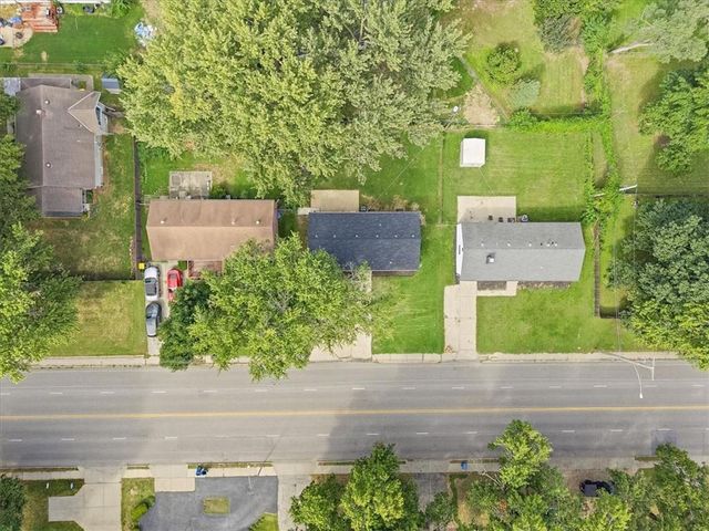 5806 W 75th Street, Prairie Village, KS 66208
