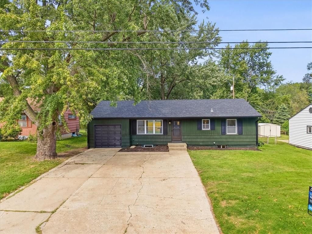 5806 W 75th Street, Prairie Village, KS 66208