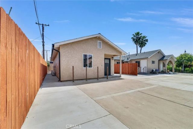 2305 Sesmas Street, Duarte, CA 91010