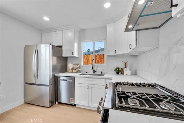 2305 Sesmas Street, Duarte, CA 91010