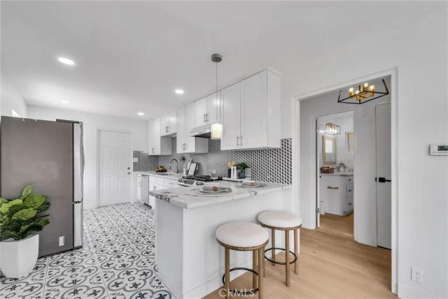 2305 Sesmas Street, Duarte, CA 91010