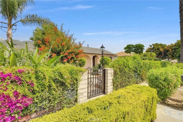2305 Sesmas Street, Duarte, CA 91010