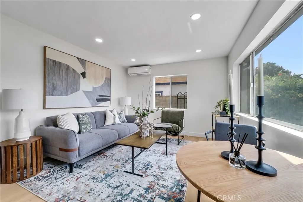 2305 Sesmas Street, Duarte, CA 91010