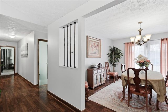 5730 Garden Walk, Flowery Branch, GA 30542