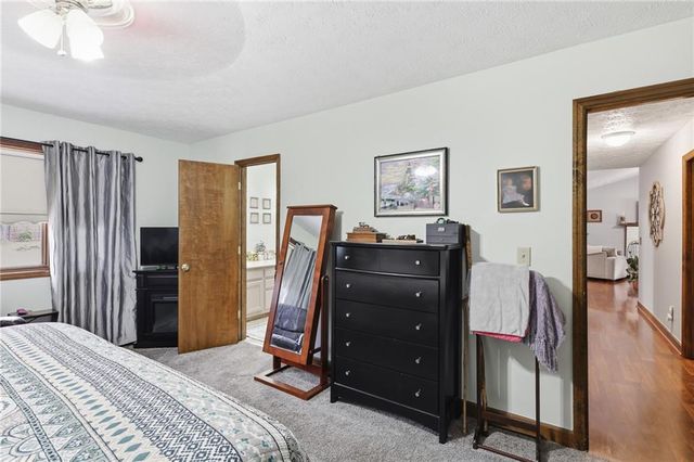 5730 Garden Walk, Flowery Branch, GA 30542