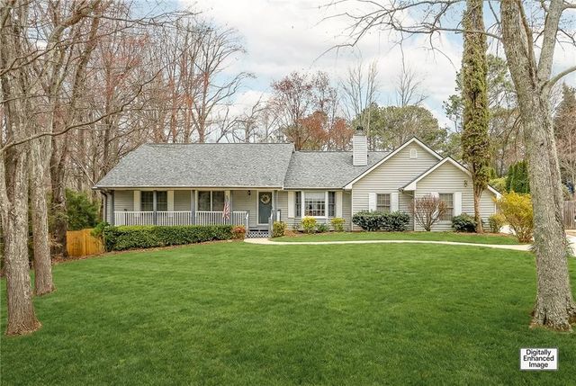 5730 Garden Walk, Flowery Branch, GA 30542