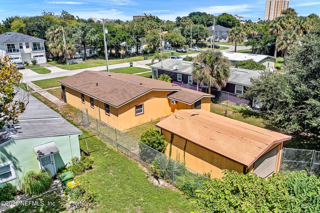 628 3RD Avenue S, Jacksonville Beach, FL 32250